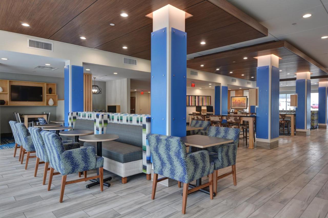Holiday Inn Express & Suites - Greenville - Taylors By Ihg Exterior photo
